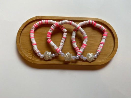 Pink sea shell bracelet