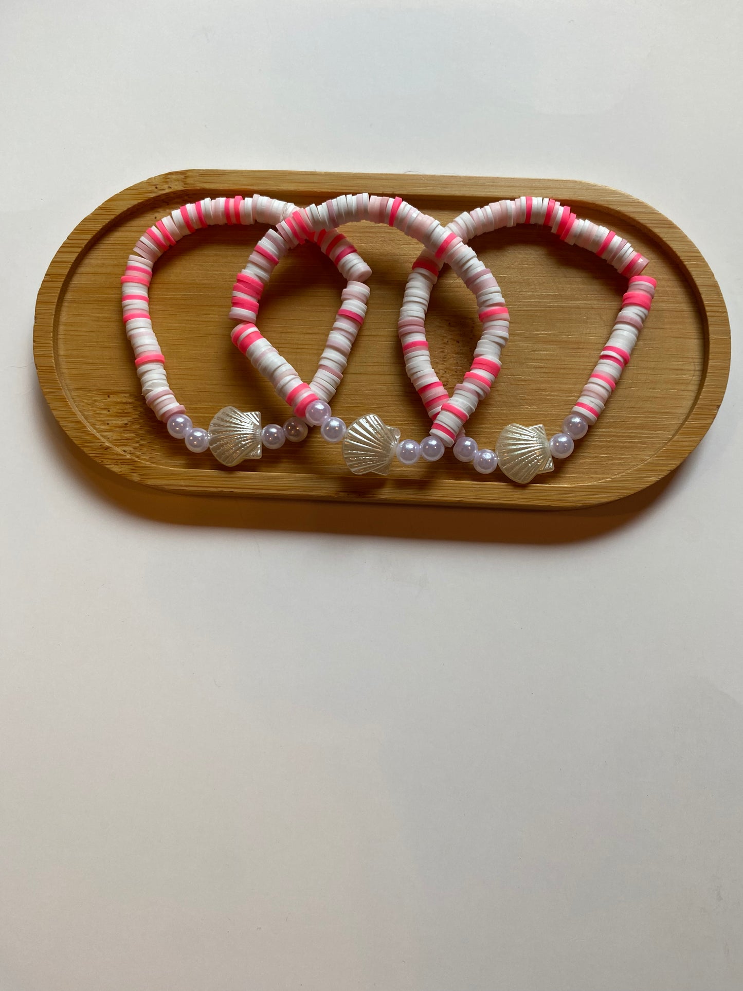 Pink sea shell bracelet